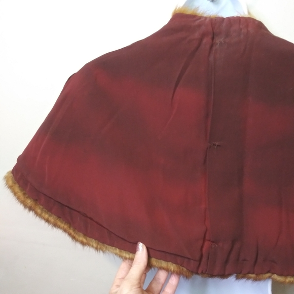 Vintage Mink Cape - Picture 11 of 13